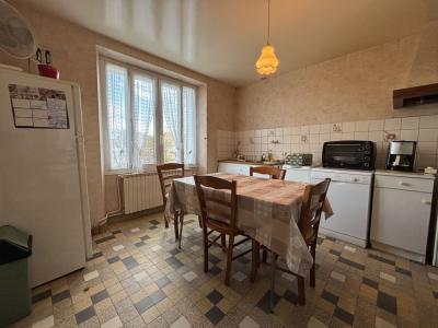 For sale CENTRE VILLE, COMMERCES 6 rooms 75 m2 Creuse (23600) photo 1