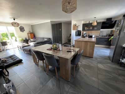 For sale LE SOMAIL 4 rooms 103 m2 Aude (11120) photo 2