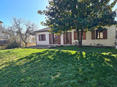 For sale Saintes 5 rooms 117 m2 Charente maritime (17100) photo 1