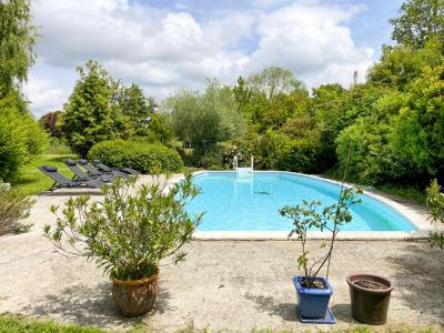 For sale Saint-sauveur 6 rooms 151 m2 Haute garonne (31790) photo 1