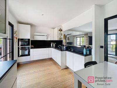 For sale Sautron 5 rooms 153 m2 Loire atlantique (44880) photo 3