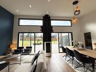 For sale Vannes 5 rooms 110 m2 Morbihan (56000) photo 2