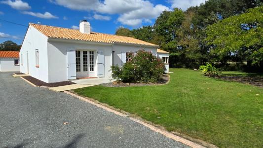 For sale Challans 7 rooms 136 m2 Vendee (85300) photo 1
