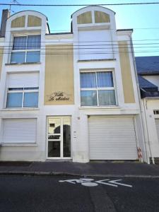 For sale Nantes 10 rooms 269 m2 Loire atlantique (44000) photo 1