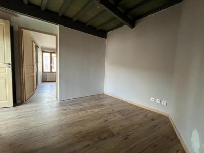 For sale Neronde 3 rooms 45 m2 Loire (42510) photo 1