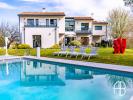 Vente Maison Isle-jourdain 5 pieces 300 m2