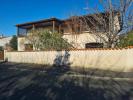 For sale House Saintes 117 m2 5 pieces