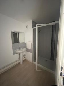 For rent Estrees-saint-denis 4 rooms 95 m2 Oise (60190) photo 1