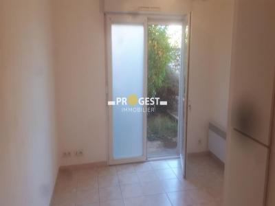 For rent Gardanne 1 room 18 m2 Bouches du Rhone (13120) photo 2