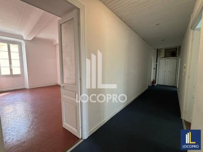 Louer Bureau 123 m2 Nice