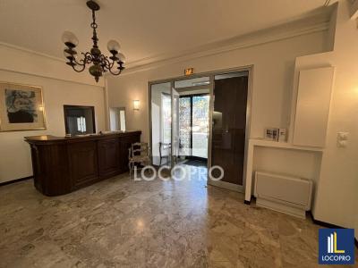 For sale Roquefort-les-pins 81 m2 Alpes Maritimes (06330) photo 2