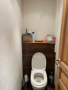 For rent Beaurecueil AIX-EN-PROVENCE 2 rooms 40 m2 Bouches du Rhone (13100) photo 4