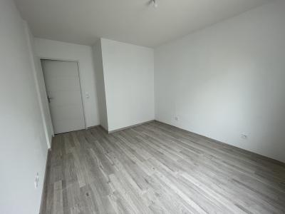 Louer Appartement Venissieux 860 euros