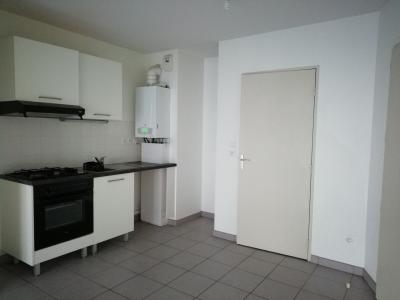 For rent Saint-priest 3 rooms 60 m2 Rhone (69800) photo 2