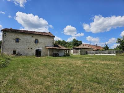 For sale Saint-claud 5 rooms 135 m2 Charente (16450) photo 4