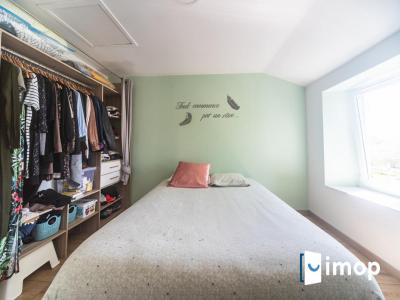 For sale Rochelle 4 rooms 77 m2 Charente maritime (17000) photo 4