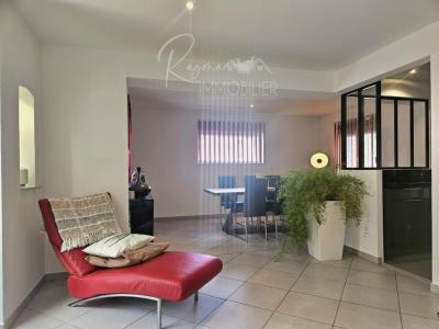 For sale Mulhouse 4 rooms 97 m2 Haut rhin (68100) photo 2