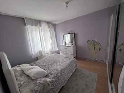 For sale Mulhouse 4 rooms 67 m2 Haut rhin (68200) photo 4