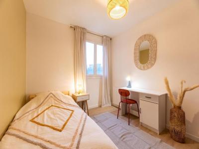 For rent Evreux 1 room 19 m2 Eure (27000) photo 1
