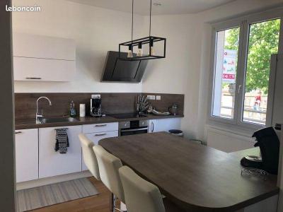 For rent Fleury-les-aubrais 1 room 35 m2 Loiret (45400) photo 3