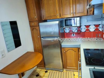 For rent Antibes VIEIL ANTIBES 2 rooms 41 m2 Alpes Maritimes (06600) photo 1