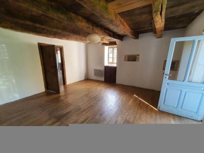 For sale 3 rooms 76 m2 Lot (46500) photo 4