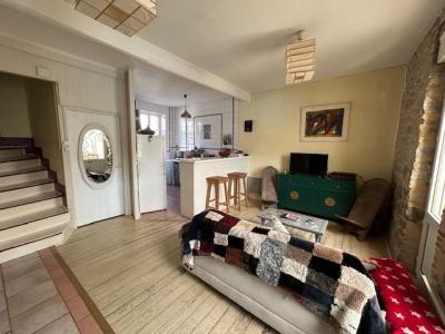 For sale AU COEUR DU VILLAGE 4 rooms 98 m2 Lot (46140) photo 2