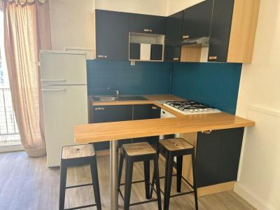 For sale CENTRE RIVE GAUCHE 1 room 62 m2 Gard (30240) photo 2