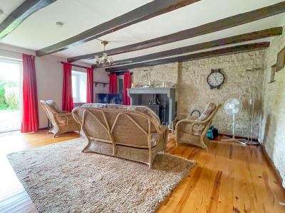 For sale 6 rooms 135 m2 Deux sevres (79110) photo 1