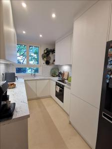 For rent Paris-16eme-arrondissement 3 rooms 76 m2 Paris (75016) photo 3