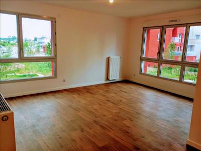For rent Carrieres-sous-poissy 4 rooms 82 m2 Yvelines (78955) photo 0