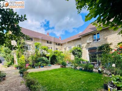 For sale Meursault Centre village 10 rooms 310 m2 Cote d'or (21190) photo 0