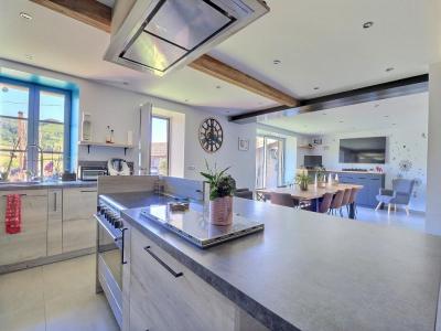 For sale Matour 7 rooms 192 m2 Saone et loire (71520) photo 1