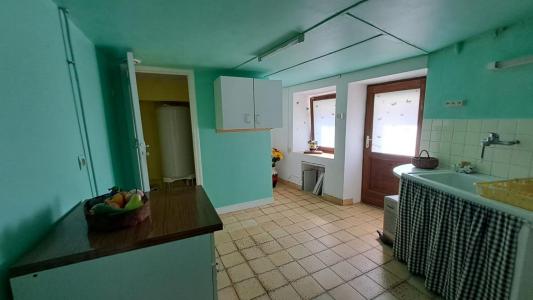 For sale Pre-en-pail 6 rooms 124 m2 Mayenne (53140) photo 3