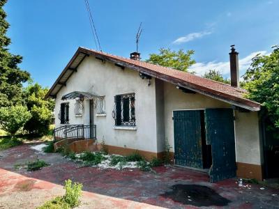 For sale Vaulx-en-velin 3 rooms 100 m2 Rhone (69120) photo 0