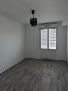 For rent Venissieux 3 rooms 67 m2 Rhone (69200) photo 2