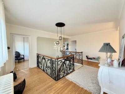 For sale Lambersart 7 rooms 243 m2 Nord (59130) photo 3