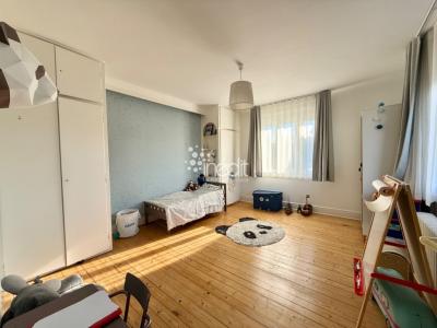 For sale Lambersart 7 rooms 243 m2 Nord (59130) photo 4
