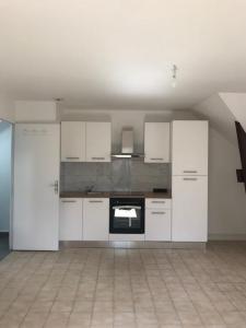 For rent Cramoisy 1 room 25 m2 Oise (60660) photo 1