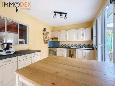 For sale Cormontreuil 6 rooms 110 m2 Marne (51350) photo 3