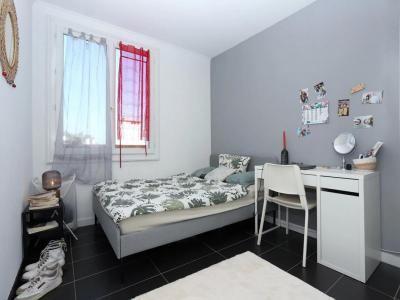 For sale Rennes 5 rooms 69 m2 Ille et vilaine (35000) photo 0