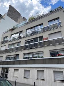For sale Paris-17eme-arrondissement 2 rooms 43 m2 Paris (75017) photo 1