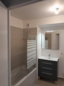 For rent Voisins-le-bretonneux 3 rooms 72 m2 Yvelines (78960) photo 1
