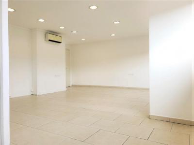 Louer Local commercial 52 m2 Colle-sur-loup