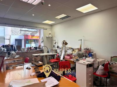 Acheter Local commercial Melun 145000 euros