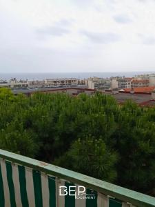 For rent Nice 2 rooms 59 m2 Alpes Maritimes (06000) photo 0
