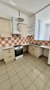For rent Narbonne CENTRE VILLE 2 rooms 44 m2 Aude (11100) photo 3