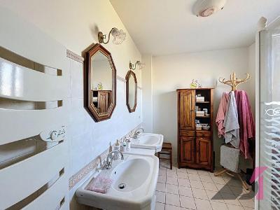 For sale 6 rooms 128 m2 Saone et loire (71960) photo 4
