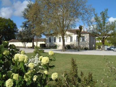 For sale 19 rooms 600 m2 Gironde (33480) photo 1