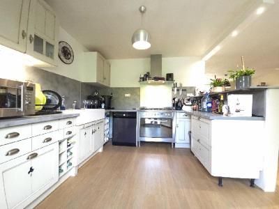 For sale 7 rooms 137 m2 Oise (60290) photo 1